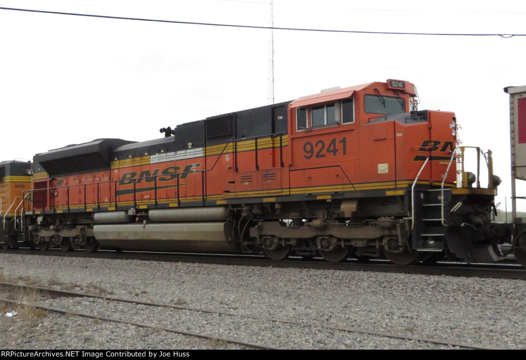 BNSF 9241